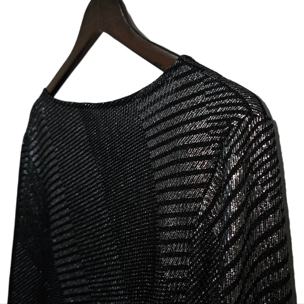 Chico's Longline metallic black 3/4 sleeve size large - Picture 7 of 10